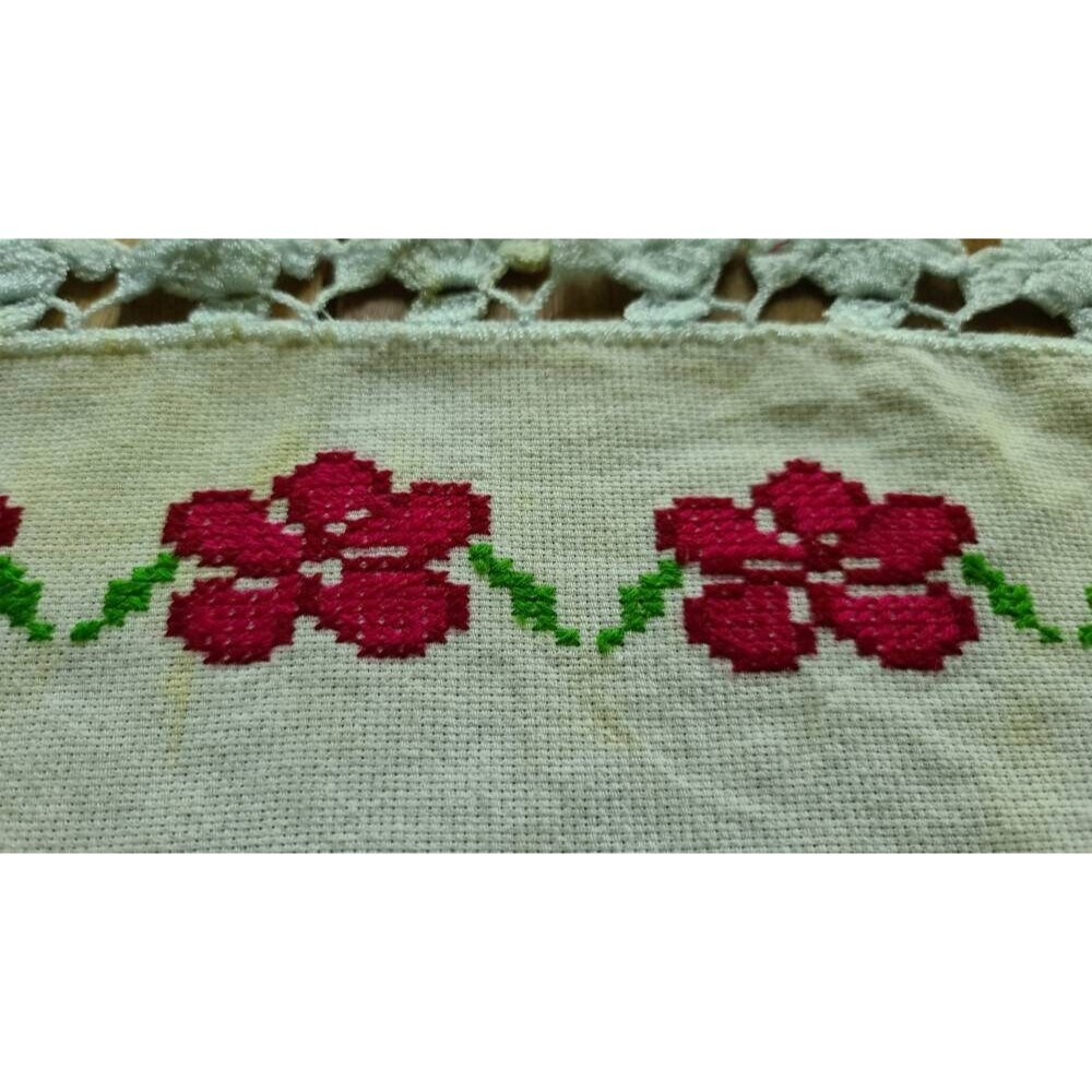 Embroidered Table Topper - Picture 9 of 10